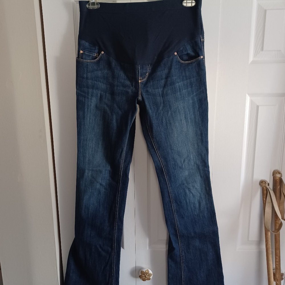 6 Pairs of Maternity Jeans
